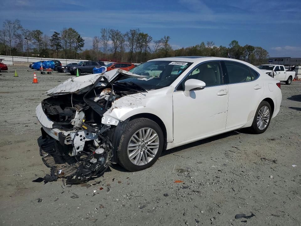 2015 LEXUS ES