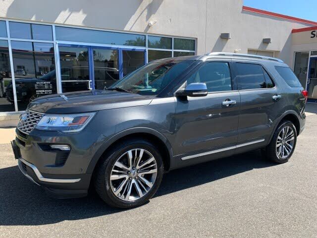 2018 FORD Explorer