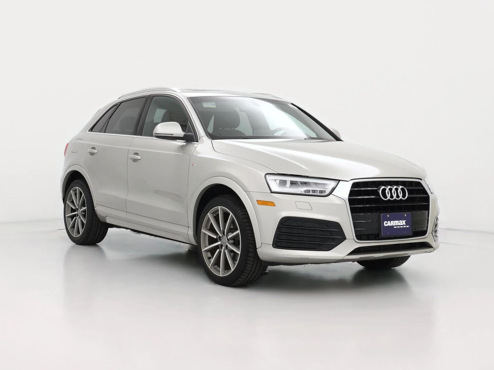 2018 AUDI Q3