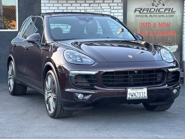 2016 PORSCHE Cayenne