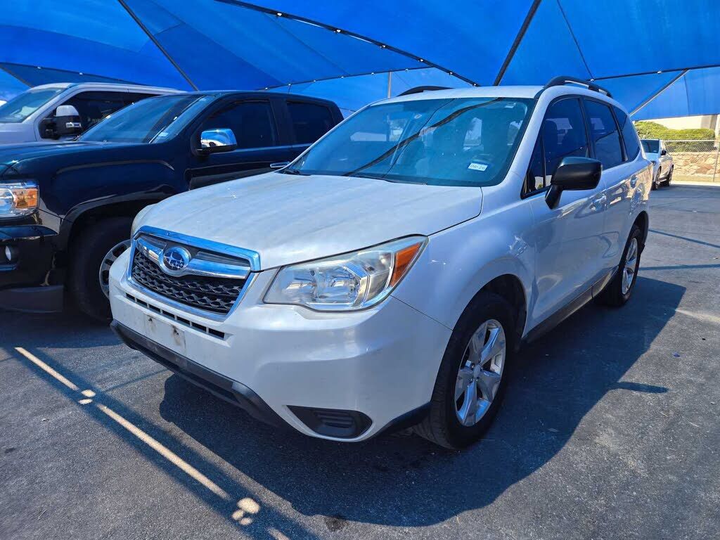 2015 SUBARU Forester