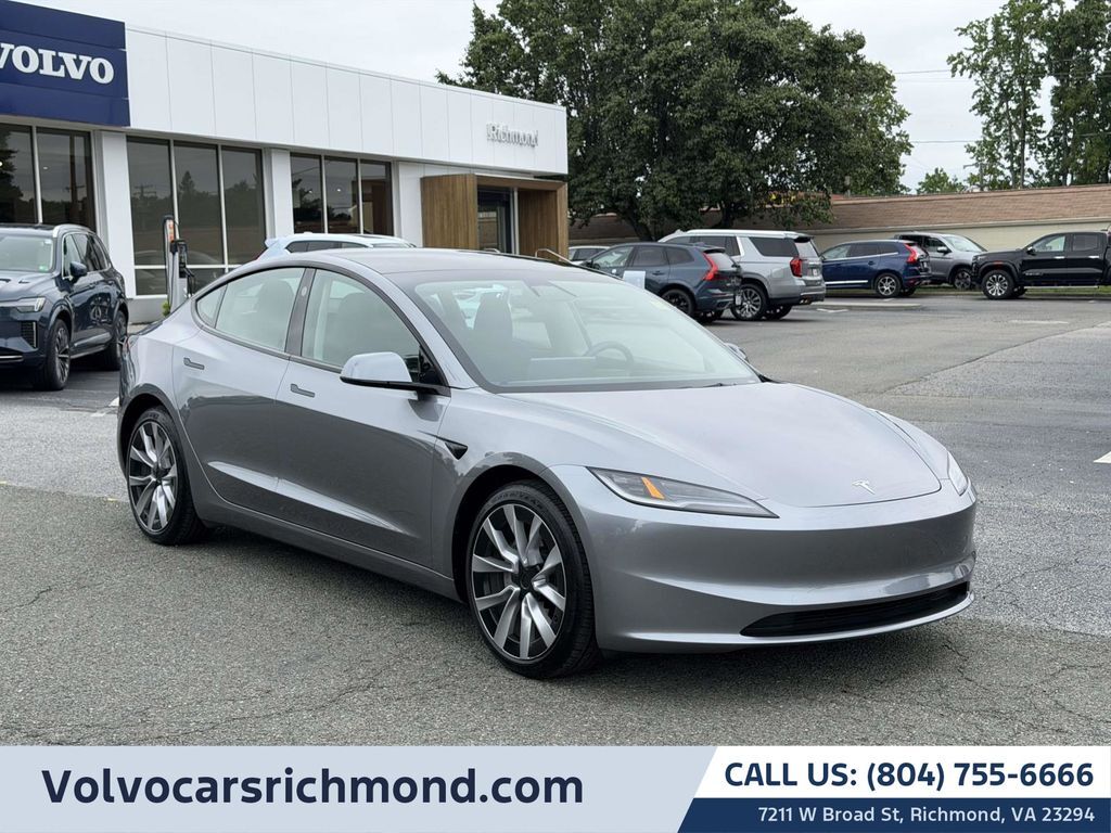 2024 TESLA Model 3