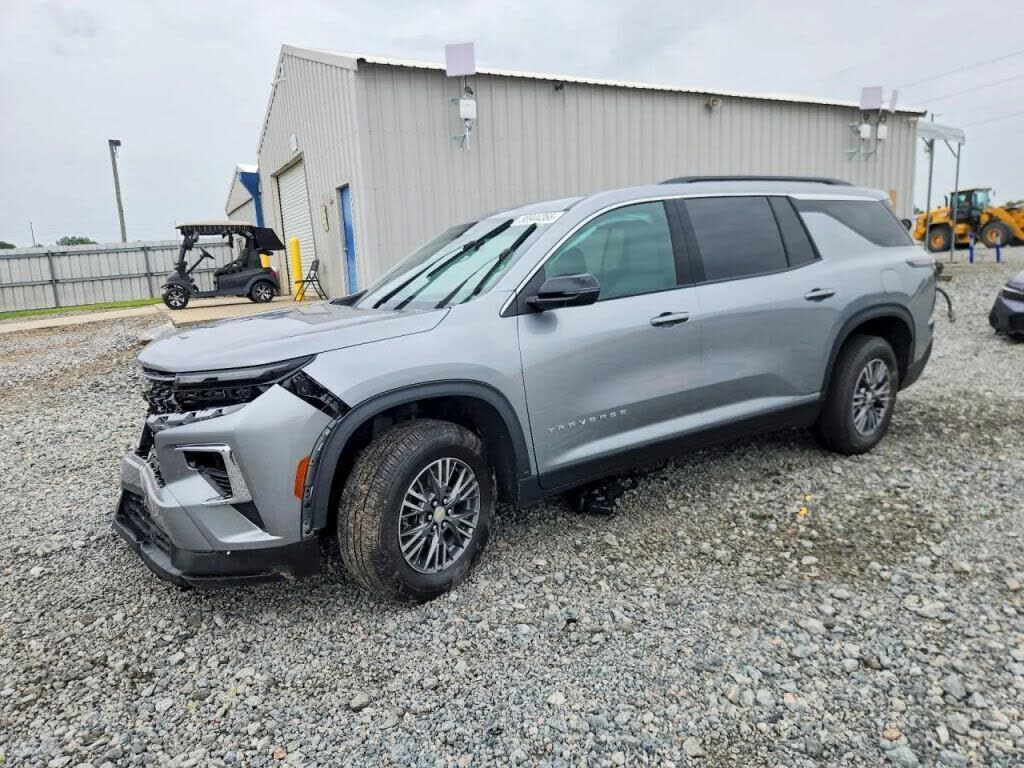 2025 CHEVROLET Traverse