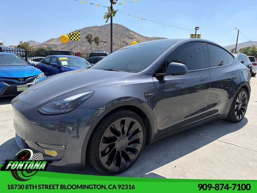2022 TESLA Model Y