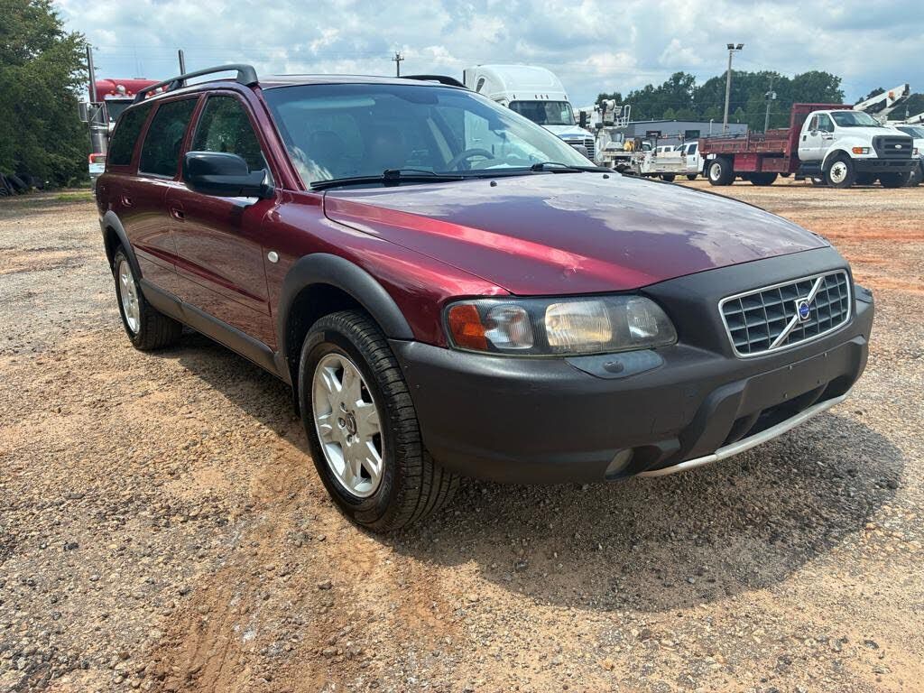 2004 VOLVO XC70