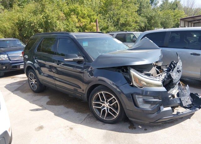 2017 FORD Explorer