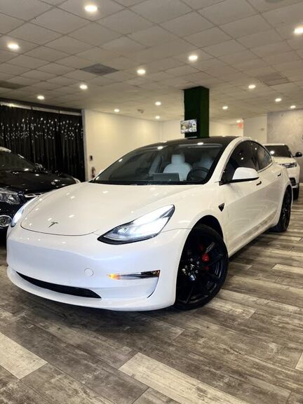 2020 TESLA Model 3