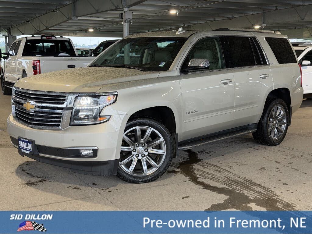 2016 CHEVROLET Tahoe