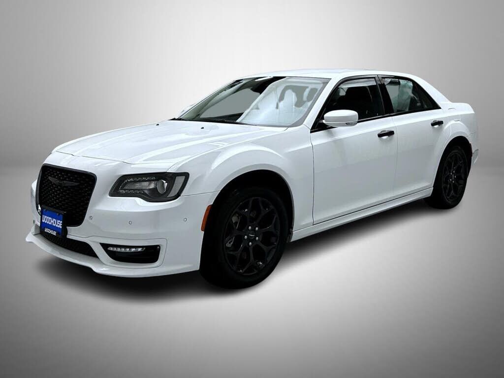 2022 CHRYSLER 300