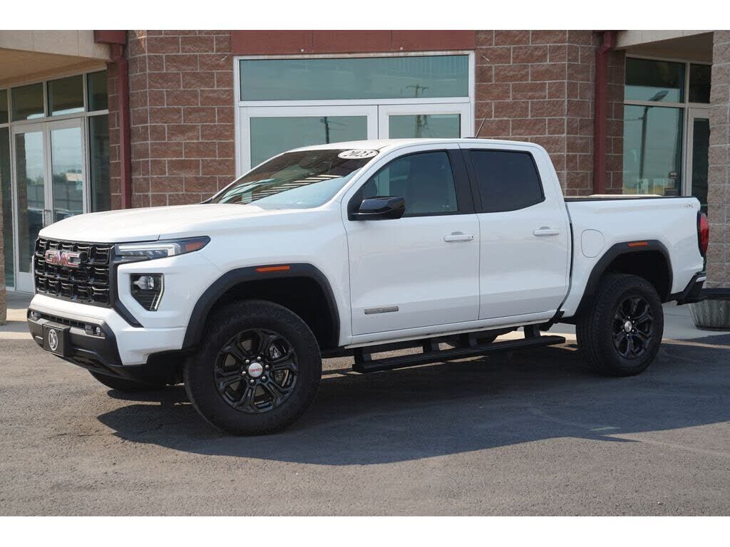 2023 GMC Canyon