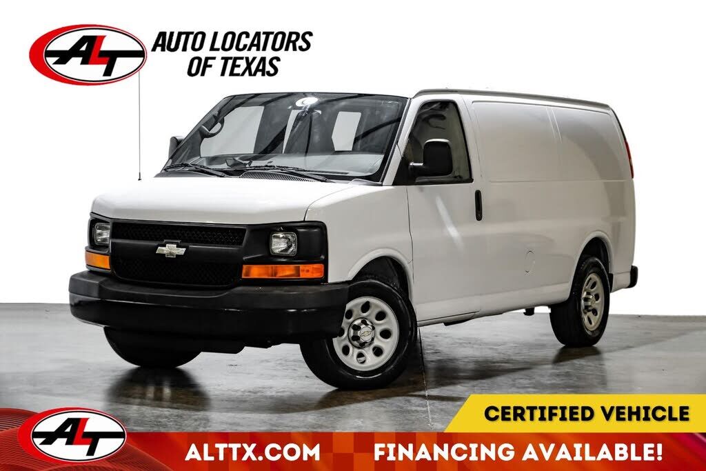 2011 CHEVROLET Express