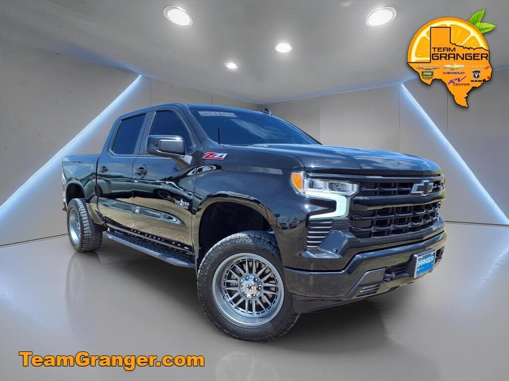 2024 CHEVROLET Silverado