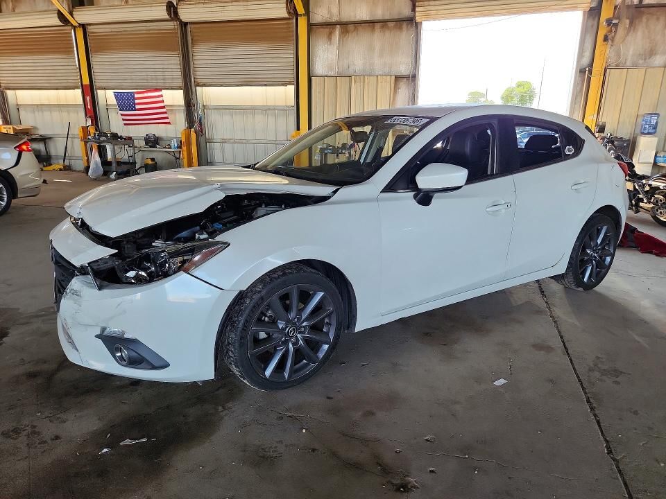 2014 MAZDA Mazda3