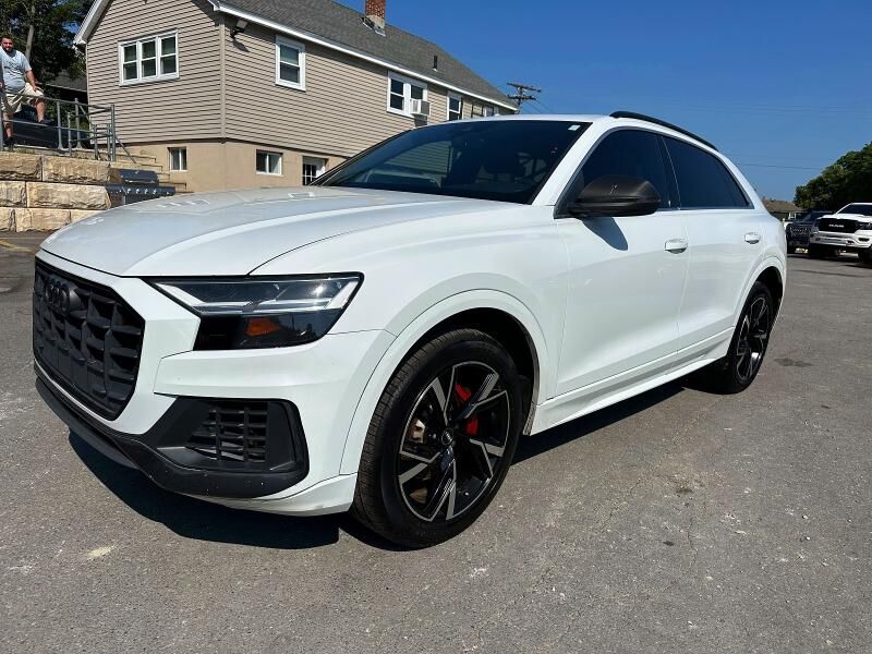 2019 AUDI Q8