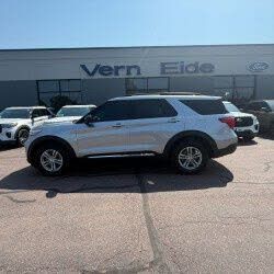 2024 FORD Explorer
