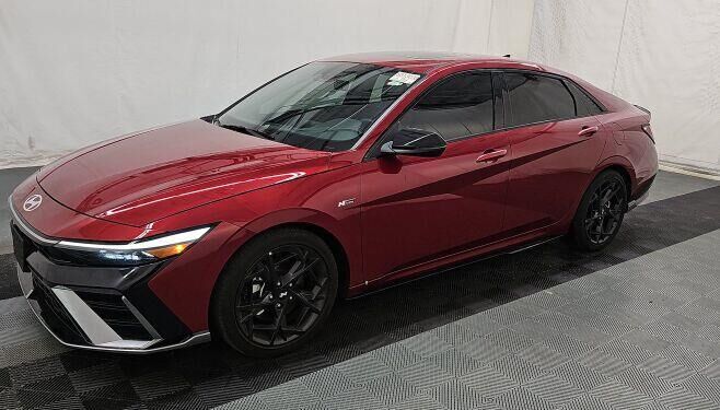 2024 HYUNDAI Elantra