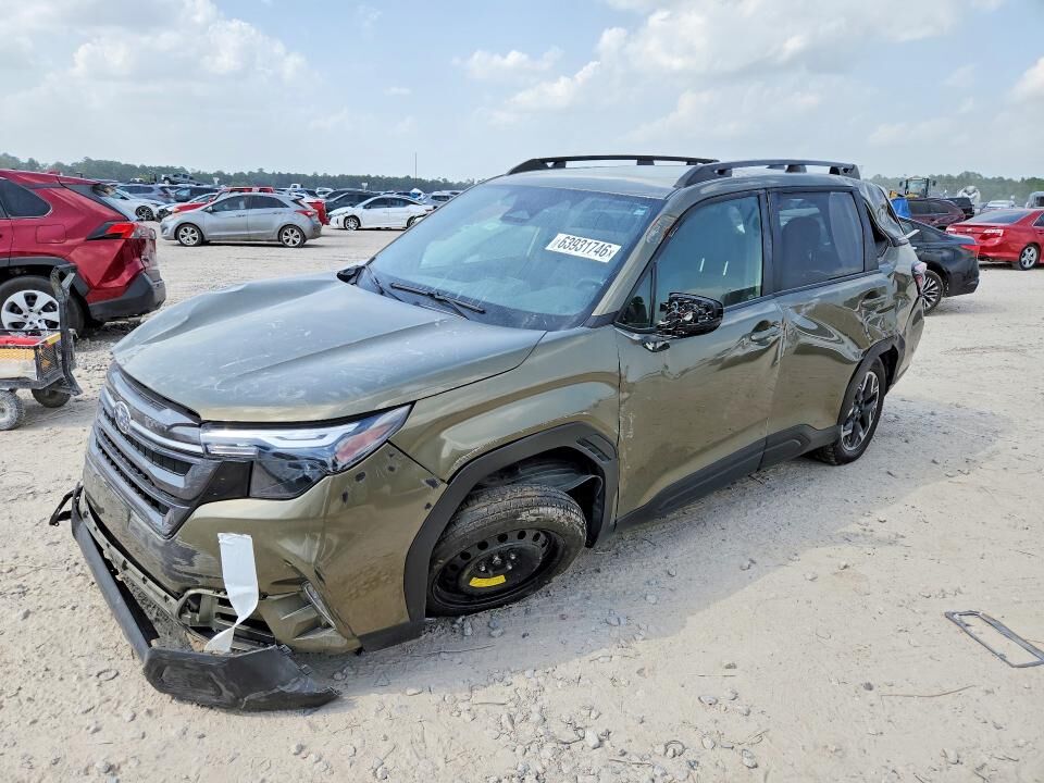 2025 SUBARU Forester