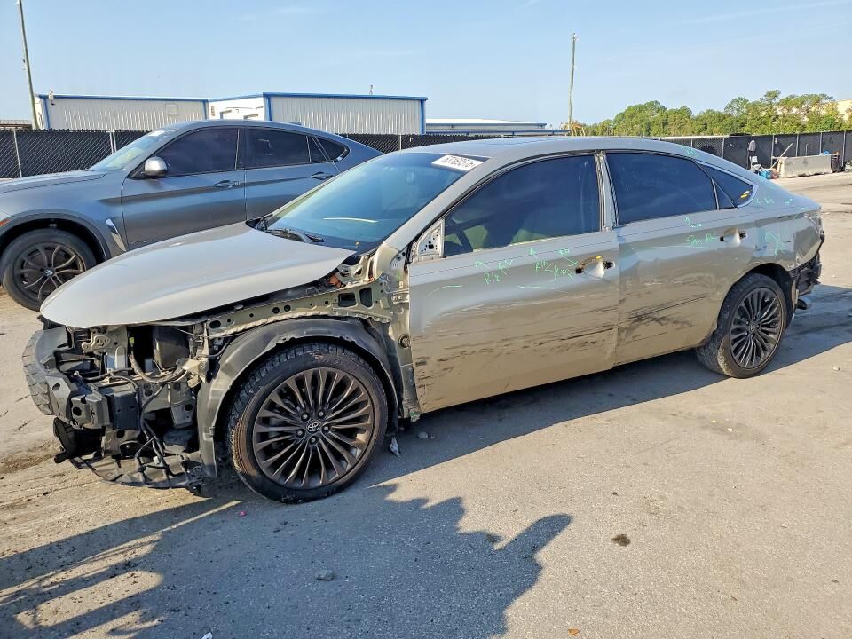 2016 TOYOTA Avalon