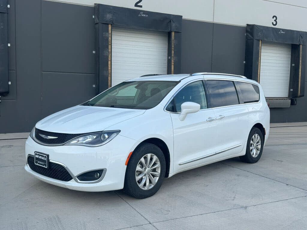 2018 CHRYSLER Pacifica