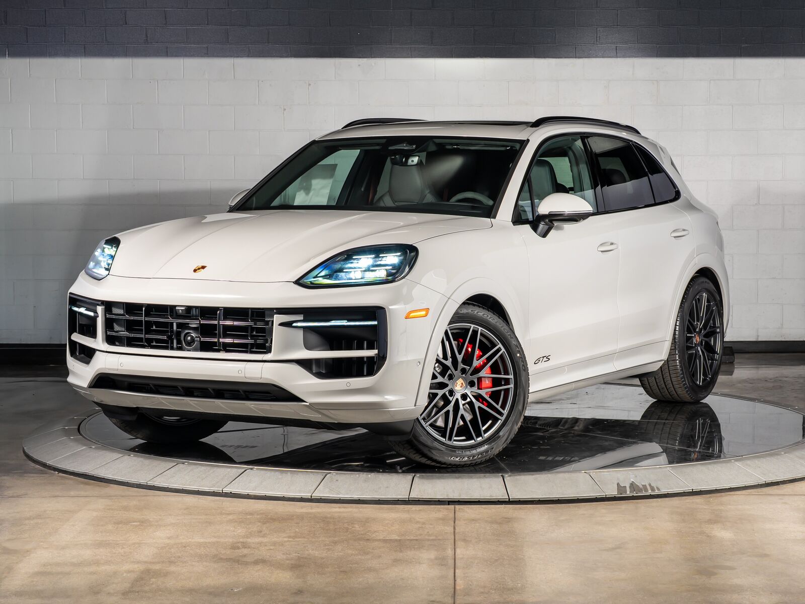 2026 PORSCHE Cayenne