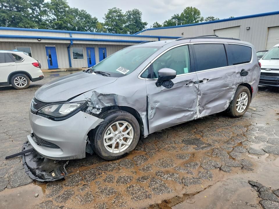2021 CHRYSLER Voyager