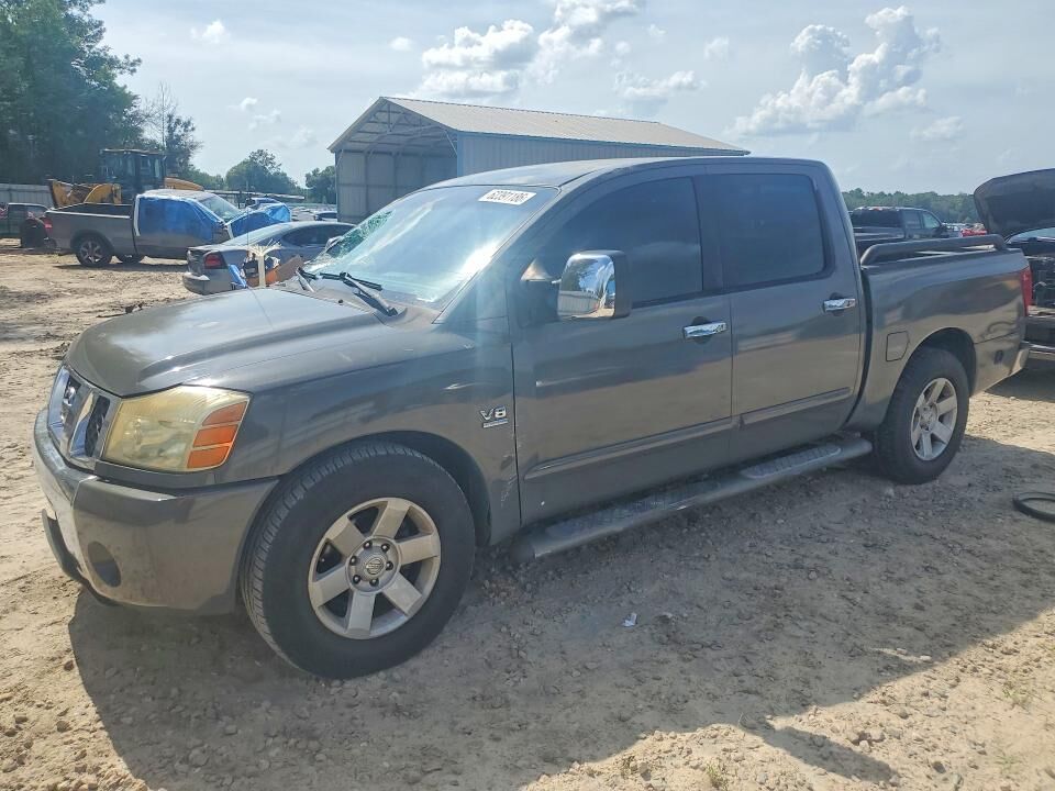 2004 NISSAN Titan