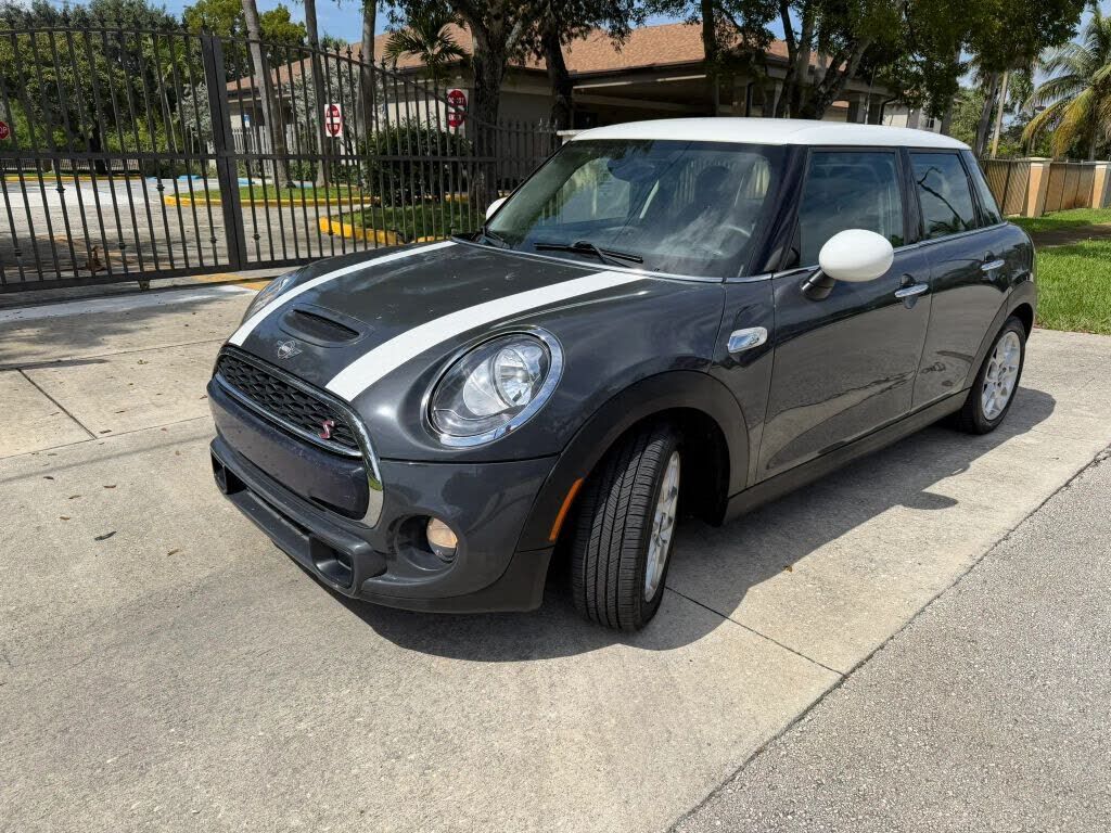 2015 MINI Hardtop