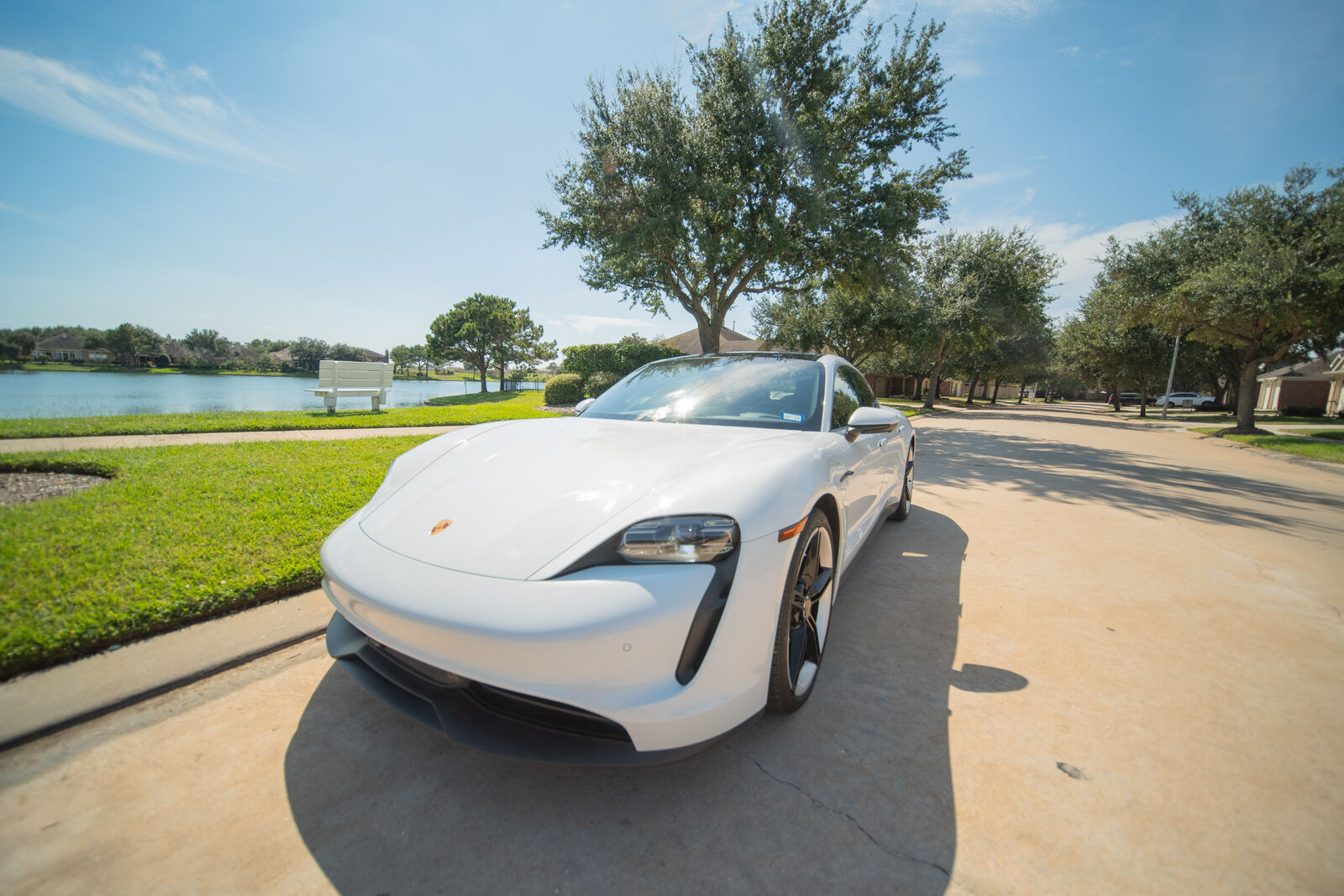 2022 PORSCHE Taycan