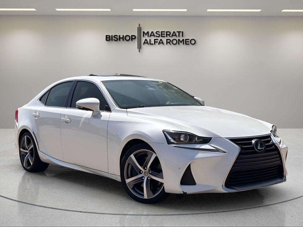 2019 LEXUS IS