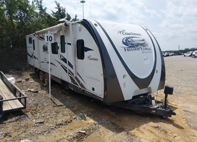 2013 FOREST RIVER Freedom Express