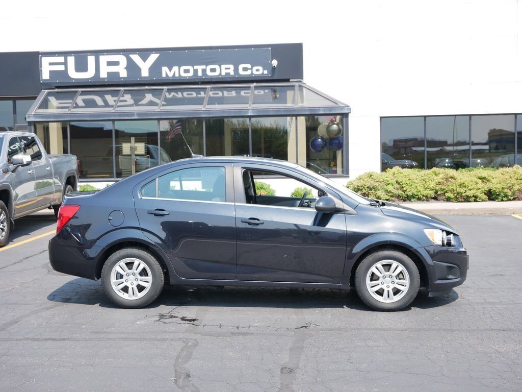 2013 CHEVROLET Sonic