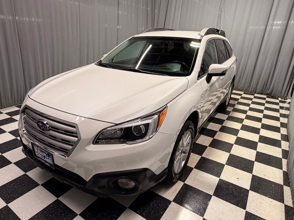 2016 SUBARU Outback