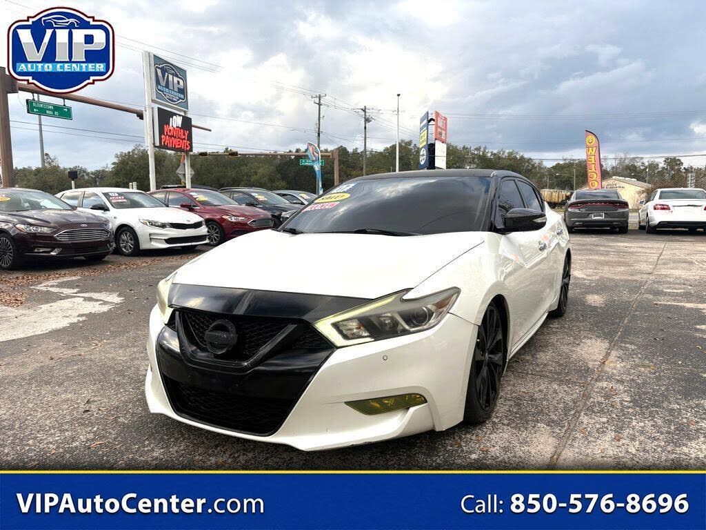 2017 NISSAN Maxima