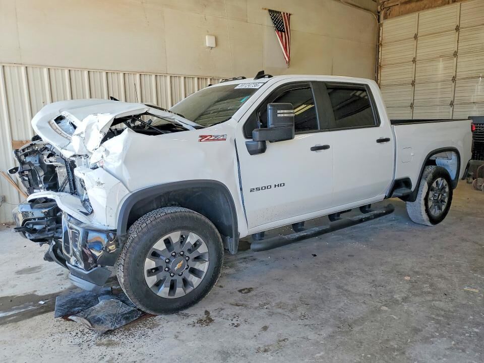 2026 CHEVROLET Silverado HD