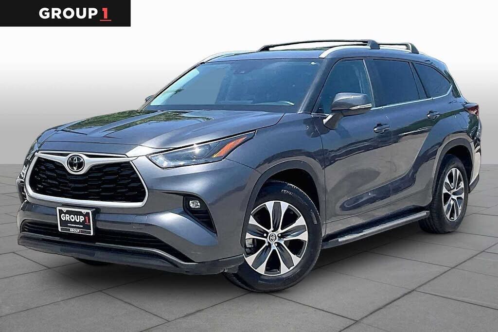 2025 TOYOTA Highlander