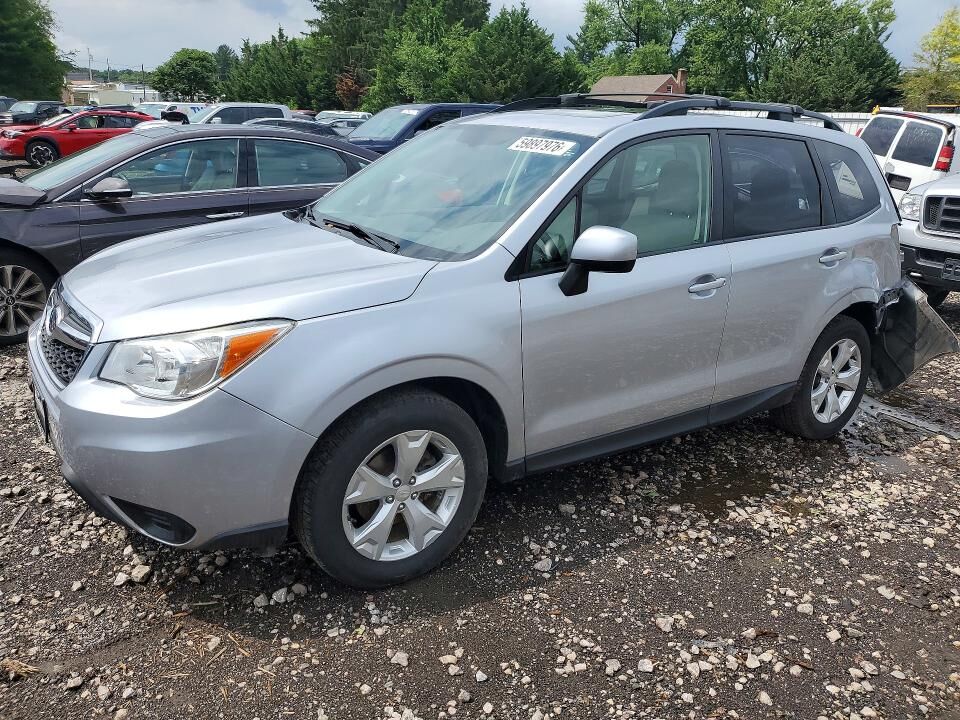 2014 SUBARU Forester