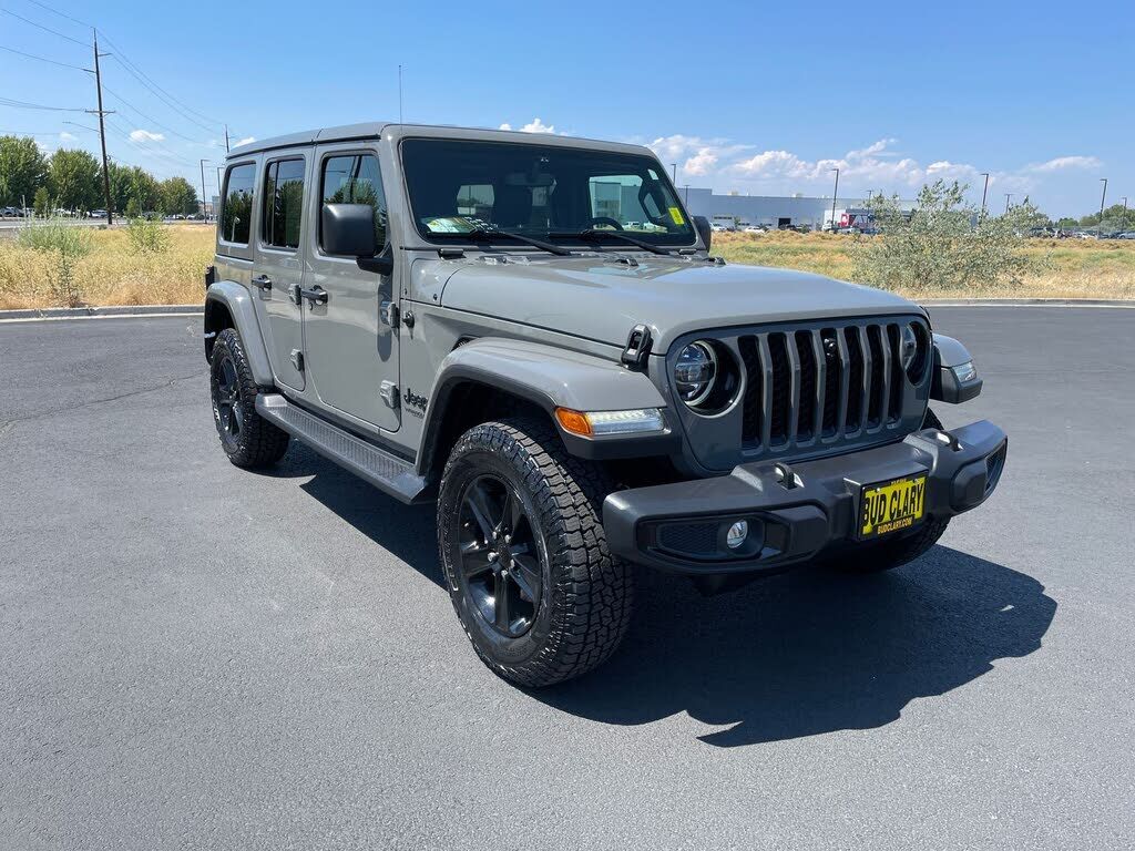 2022 JEEP Wrangler