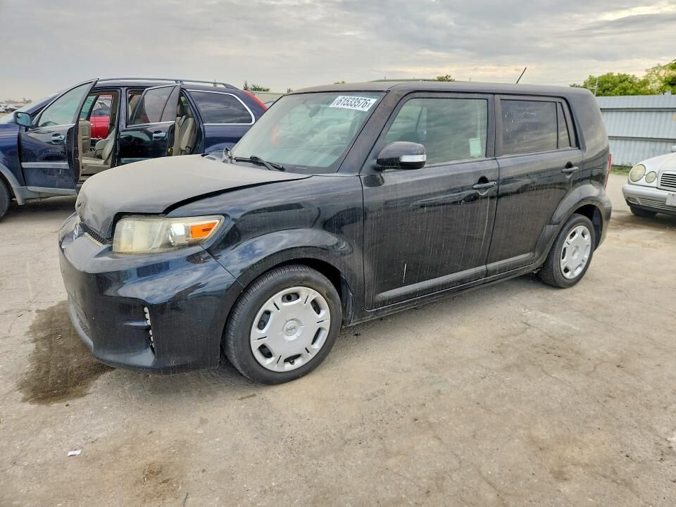 2013 TOYOTA SCION