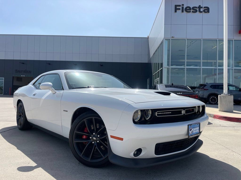 2019 DODGE Challenger