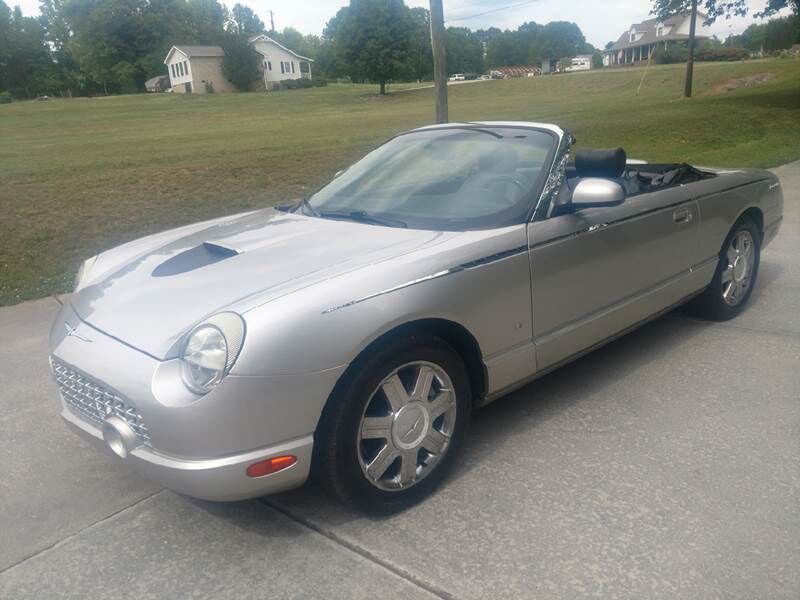 2004 FORD Thunderbird