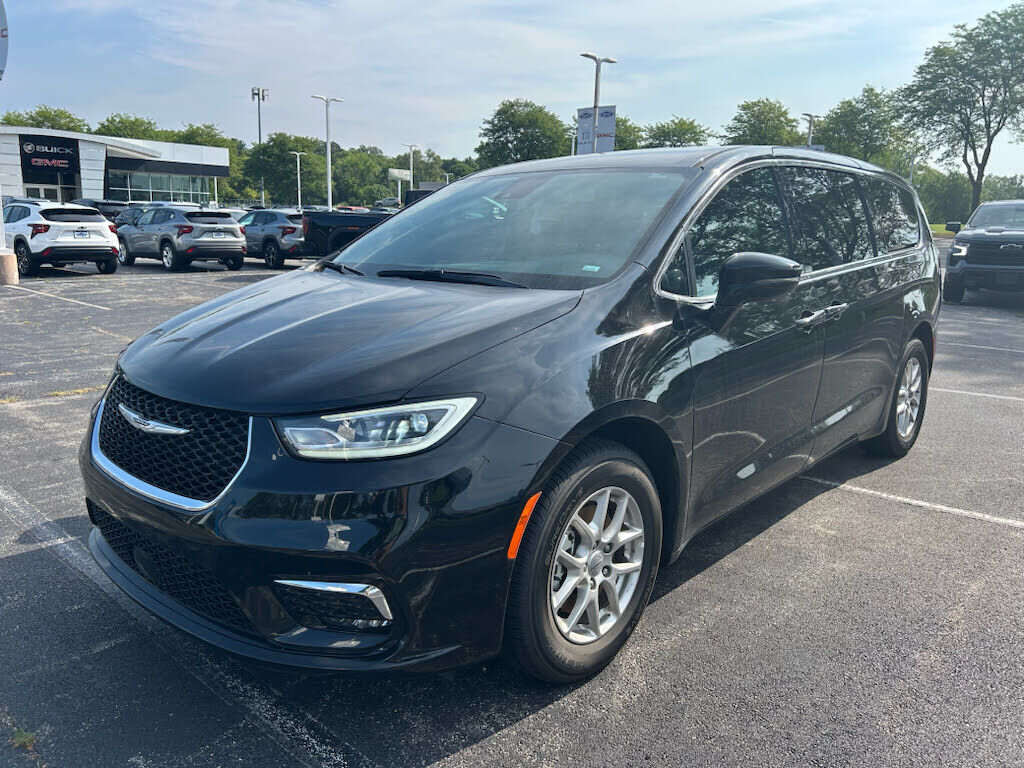 2025 CHRYSLER Pacifica