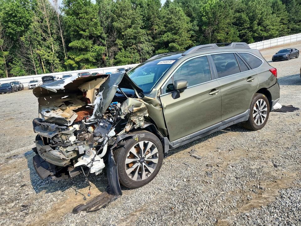 2015 SUBARU Outback