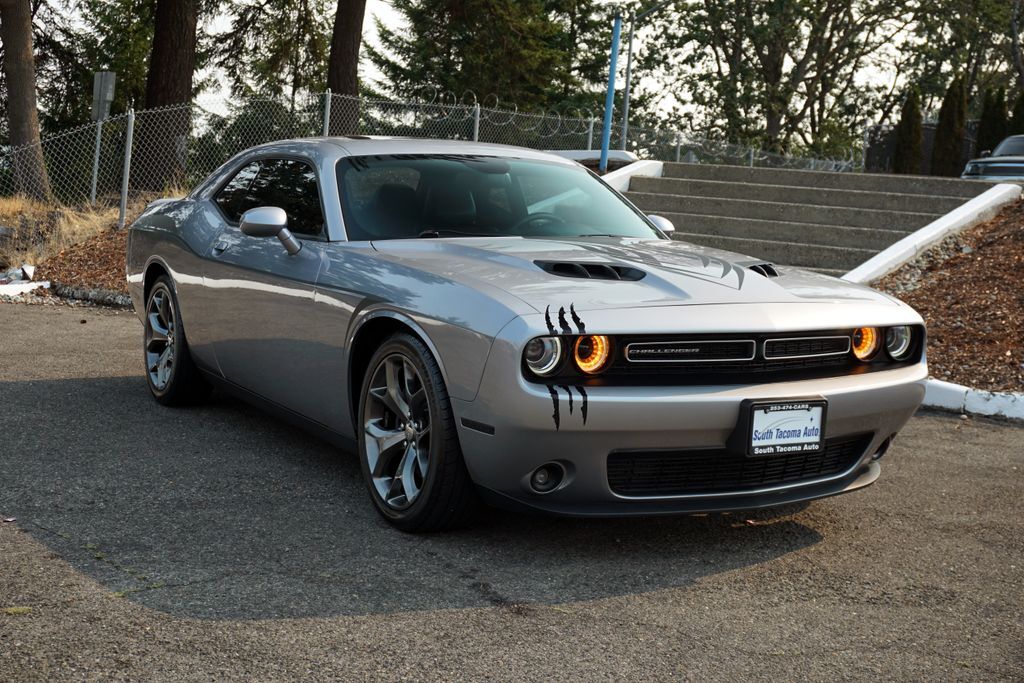 2016 DODGE Challenger
