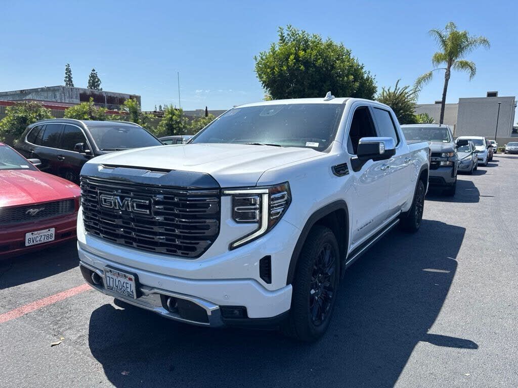 2024 GMC Sierra