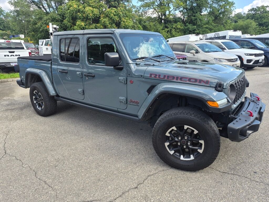 2024 JEEP Gladiator