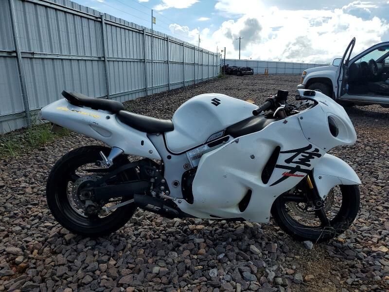 2005 SUZUKI GSX1300R