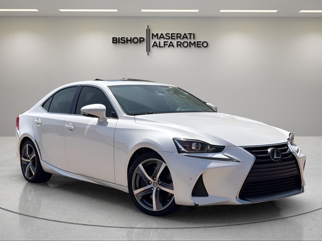 2019 LEXUS IS