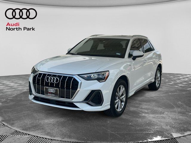 2022 AUDI Q3