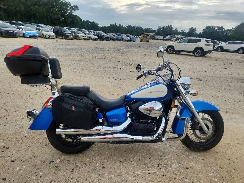 2022 HONDA VT750