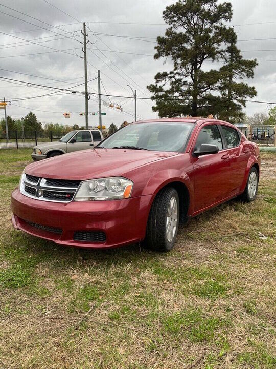 2014 DODGE Avenger